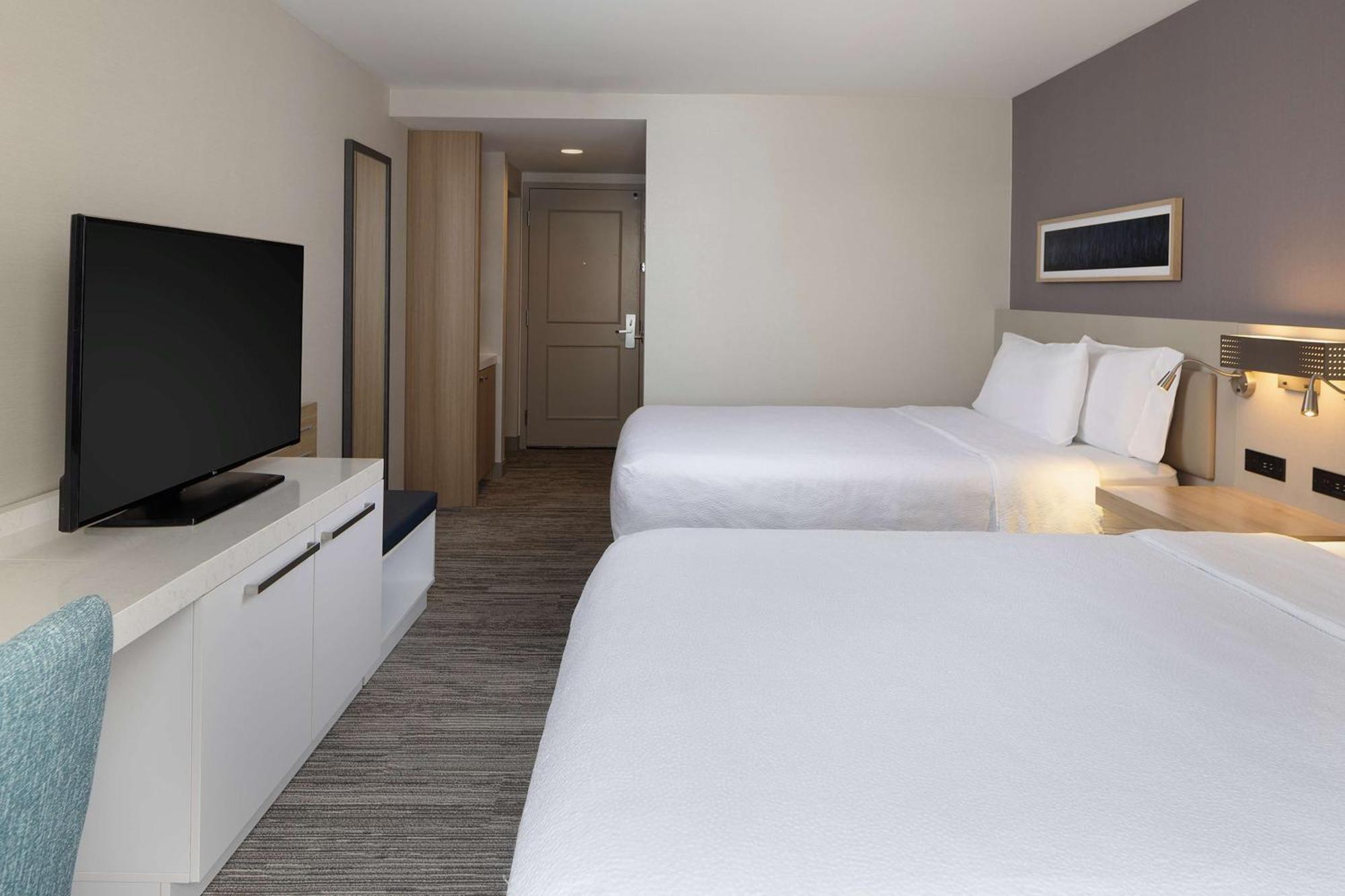 Hotel Hilton Garden Queens Jfk - Newly Renovated 3*
